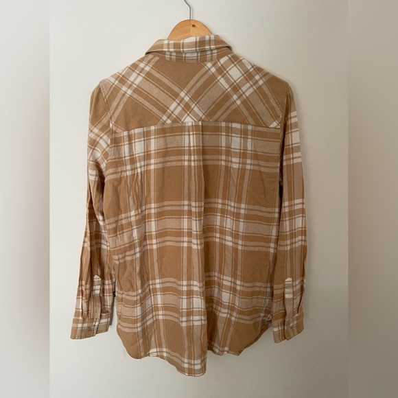 Gap Women's Soft Cotton Relaxed Fit Button Up Flannel Shirt Size Medium Plaid - Picture 5 of 5